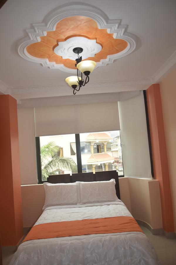 Olan'S Hotel Group Esmeraldas 外观 照片