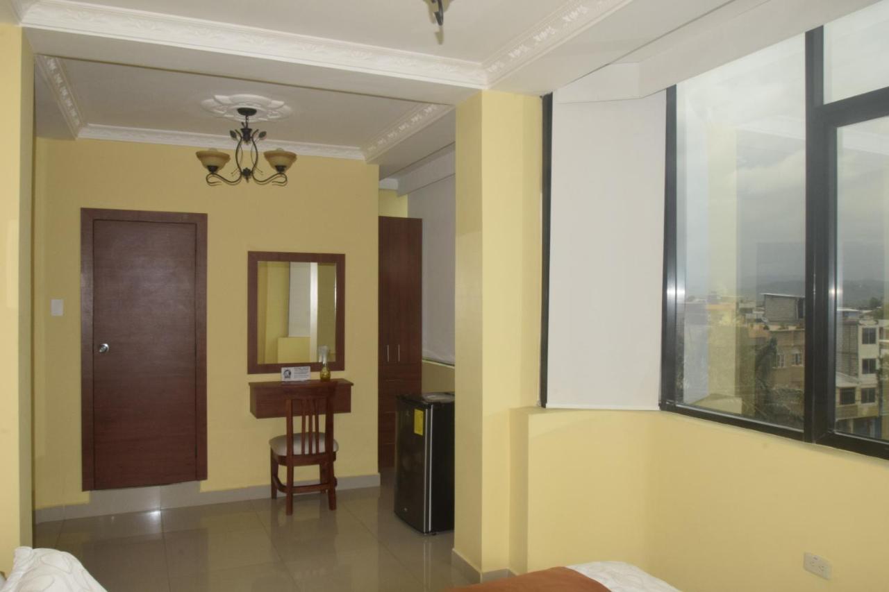 Olan'S Hotel Group Esmeraldas 外观 照片