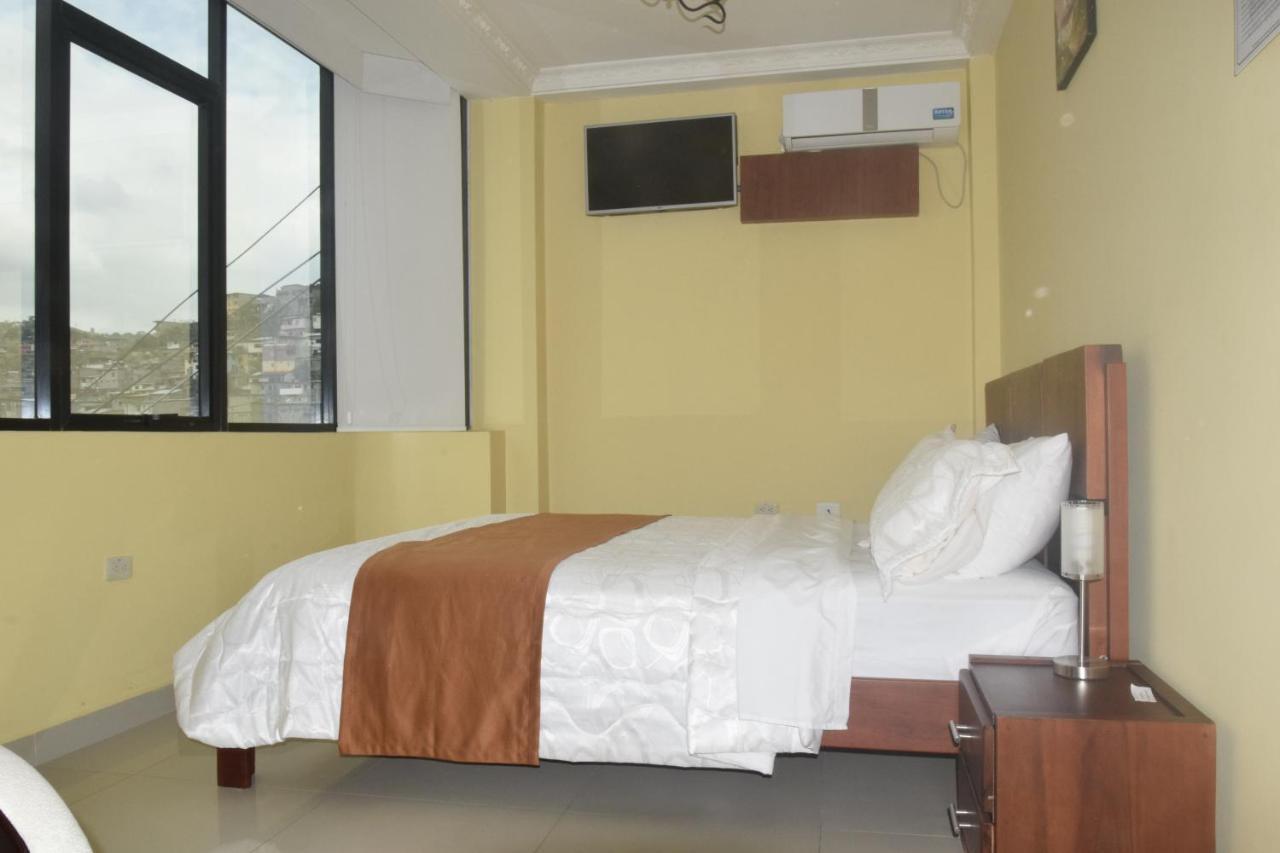 Olan'S Hotel Group Esmeraldas 外观 照片